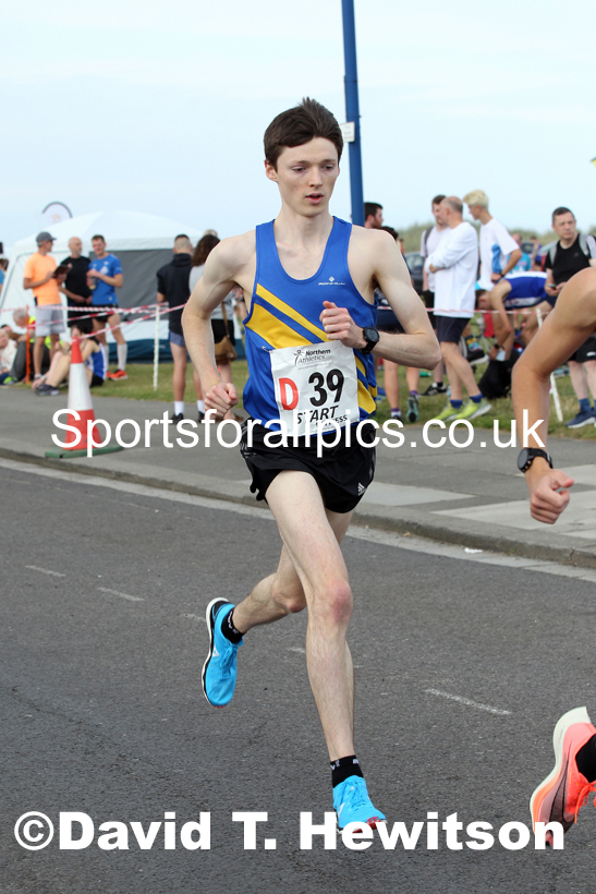 Senior mens 6 stage relay, 2021 Northern 6 and 4 Stage and Young Athletes Road Relays, Redcar. Photo: David T. Hewitson/Sports for All Pics